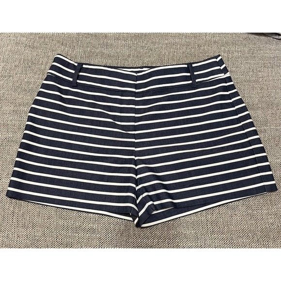 LOFT Pants - LOFT SPRING Striped Shorts Navy White Flat Front Women's Size 2 Casual Summer